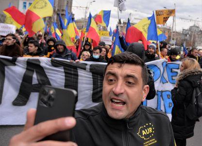 Cu ce agendă încearcă să intre extremiștii români de la AUR și SOS în Parlamentul European