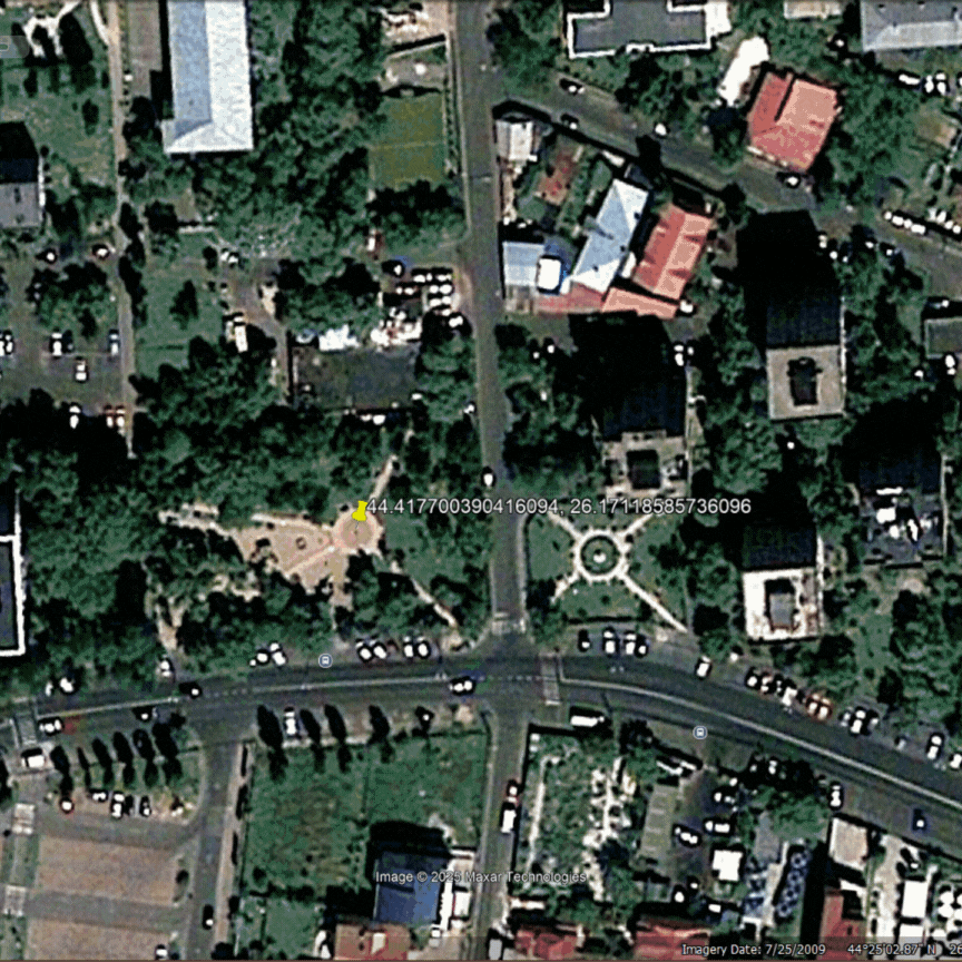 Distrugerea parcului văzută din satelit (2009-2022). Capturi de ecran via Google Earth