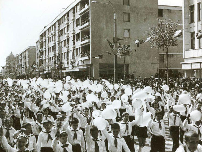 Foto: IICCMER (c) Un miting din Constanța, 1967