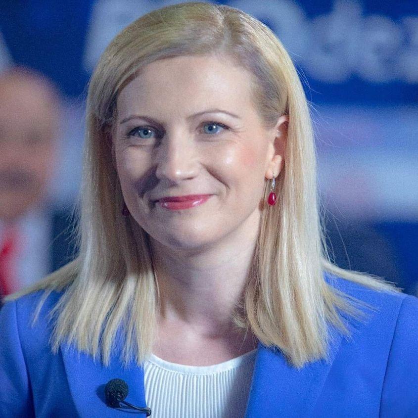 Gabriela Podașcă (35 de ani), deputată pe actualul legilastiv, din partea partidului Pro România, din 2018. 