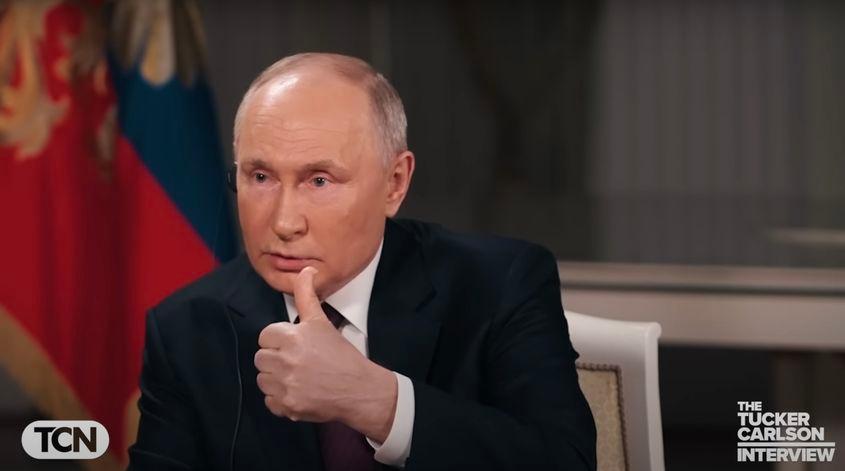 Putin, explicând cum e cu media independentă în interviul cu Tucker Carlson. Foto: captură Youtube
