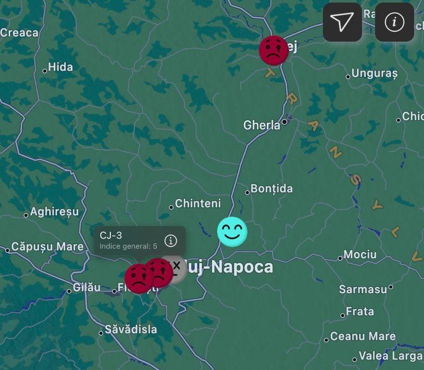 Din cele patru stații ale rețelei naționale de monitorizare a calității aerului din Cluj, la 1 ianuarie 2024, două înregistrau un aer foarte rău, în timp ce una nu funcționa. Doar o stație înregistra un aer acceptabil. Foto: Captură calitateaer.ro