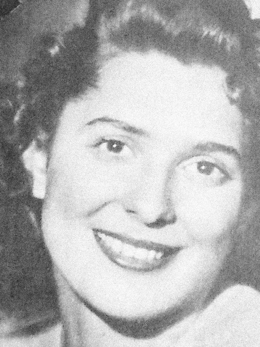 Adriana Georgescu, înainte de a fi închisă. Fotografie din arhiva scriitoarei Doina Jela.