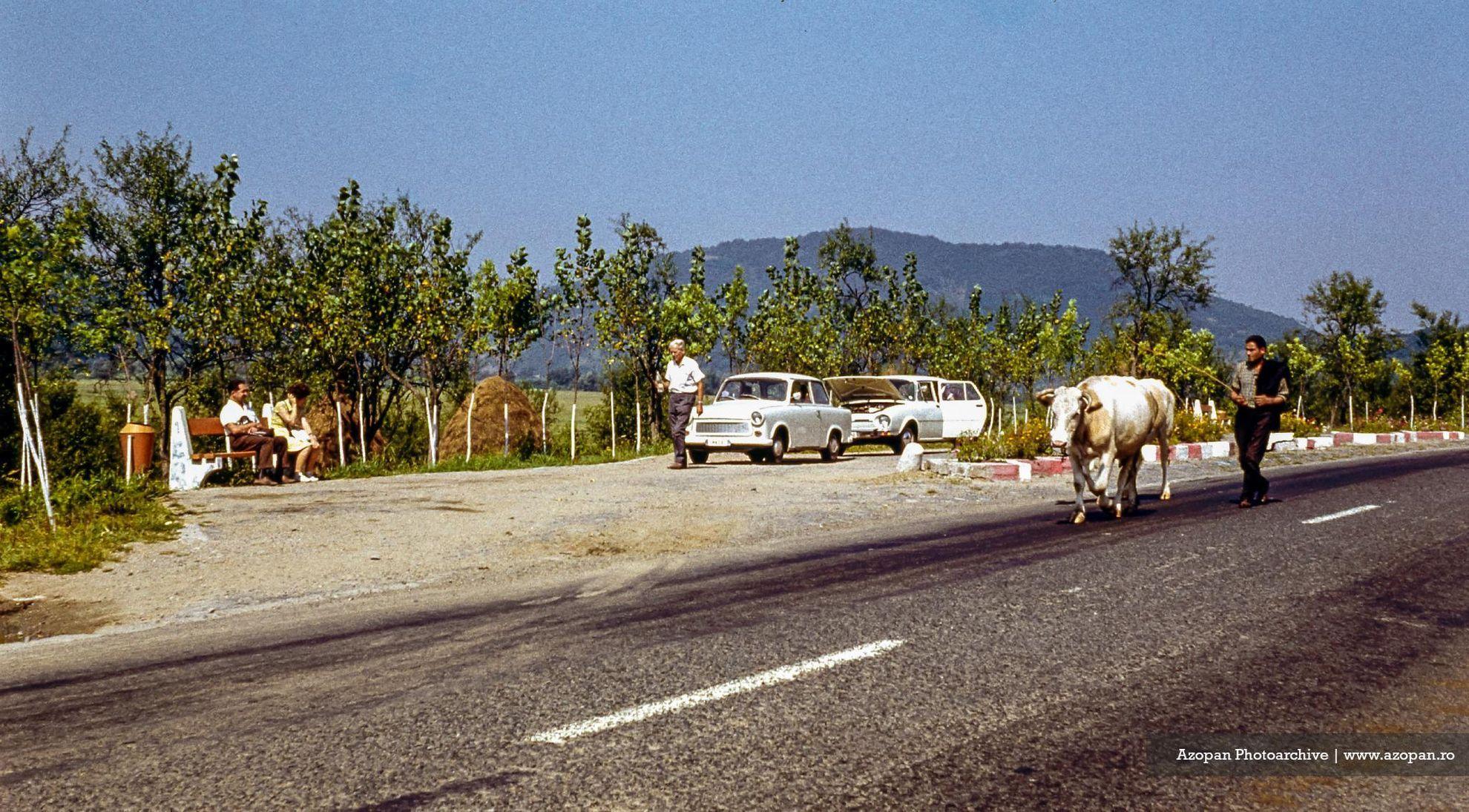 Parcare înainte de orașul Deva, Hunedoara. Foto: Azopan.ro (c)