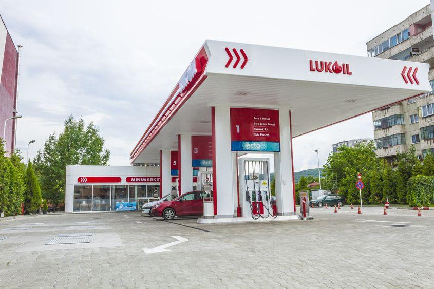 Un Lukoil din Cluj. Foto © Abdelmoumen Taoutaou | <a target="_blank" href="https://www.dreamstime.com" target="_blank" rel="noreferrer noopener">Dreamstime.com</a>