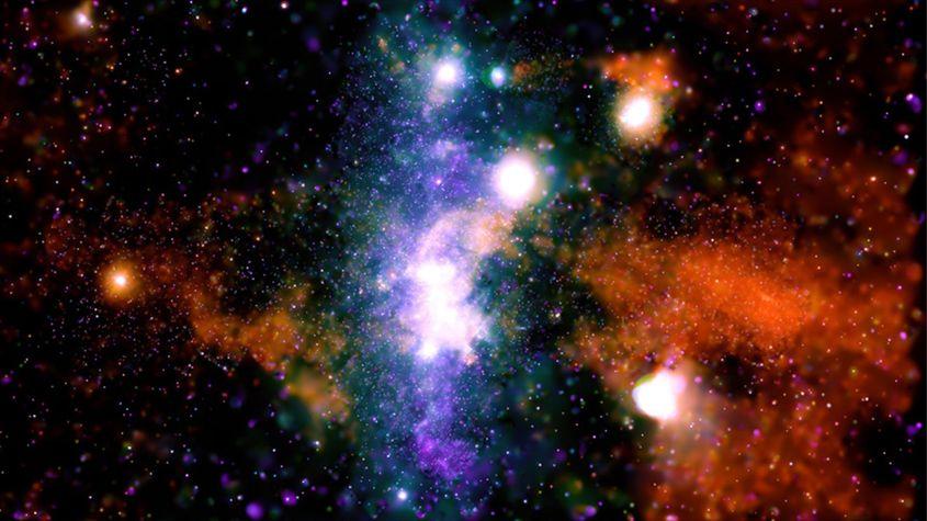 <strong>Centrul galaxiei noastre, surprins în spectrul razelor X, cu telescopul spațial Chandra. </strong>NASA/CXC/UMass/Q.D. Wang