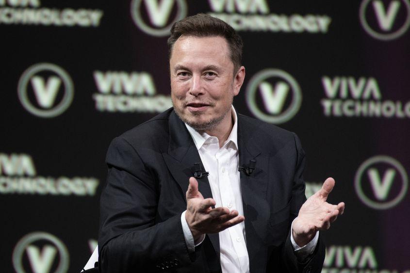 Elon Musk a donat peste 100 de milioane de dolari pentru Trump și l-a susținut masiv, în campanie. foto: 294348983 © Frédéric Legrand | Dreamstime.com