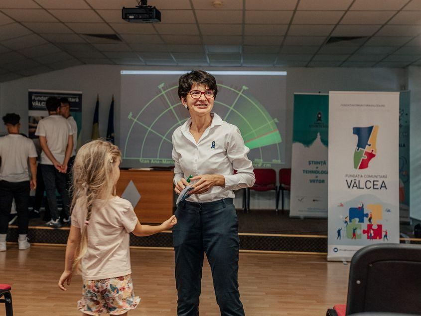 Gabriela Solomon, coordonator al Fondului Științescu la Fundația Comunitară Vâlcea. Foto: arhiva personală