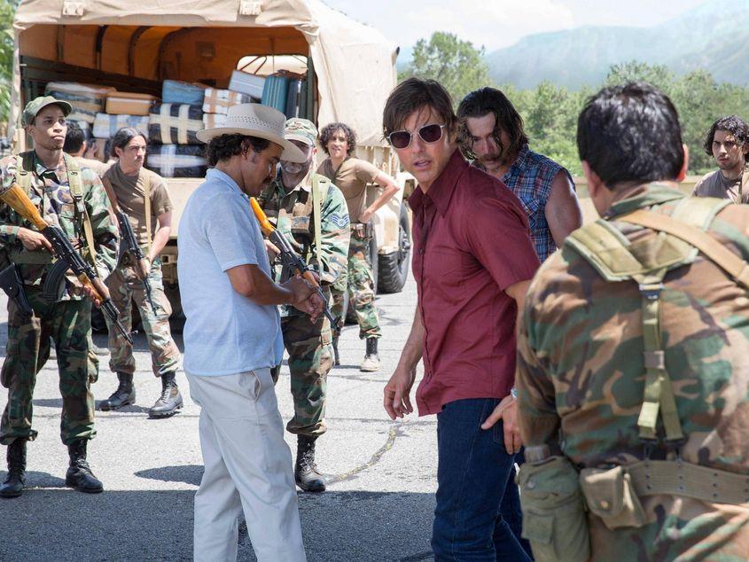 Tom Cruise, în rolul lui Barry Seal.