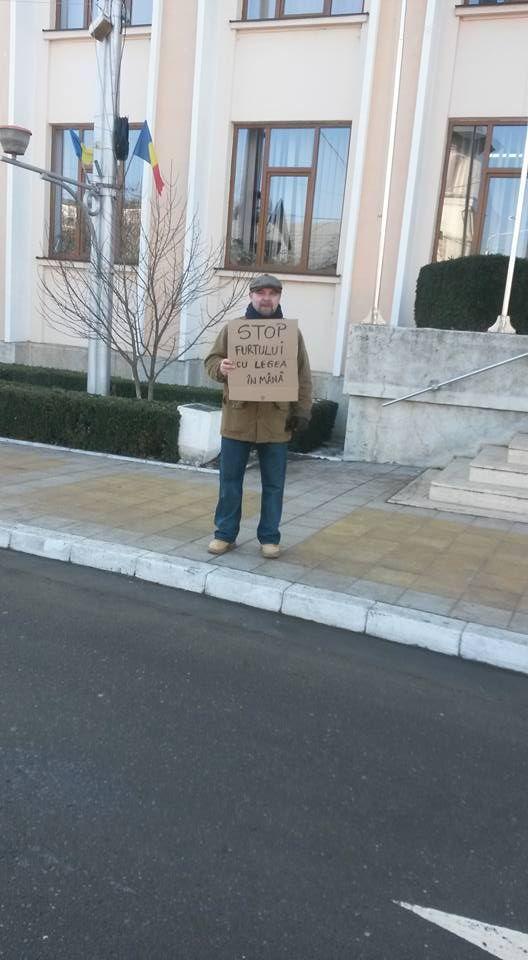 Profesorul de filosofie Constantin Ilaș din Bârlad.