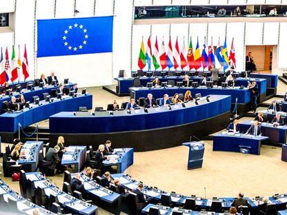 Cum modelează europarlamentarii instituțiile europene după alegeri?