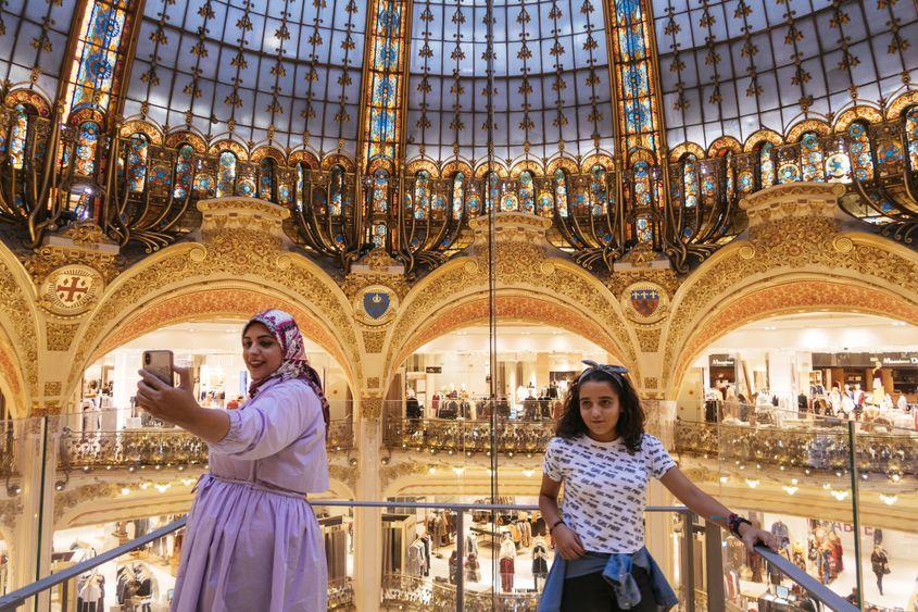Majoritatea covârșitoare a musulmanilor din Franța sunt integrați în societatea franceză. Atacurile vin dinspre o minoritate radicalizată ideologic, indiferent de statutul social. Foto © Roland Nagy | Dreamstime.com