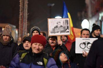 "Dragnea, nu uita, va veni și vremea ta!" (Cluj)