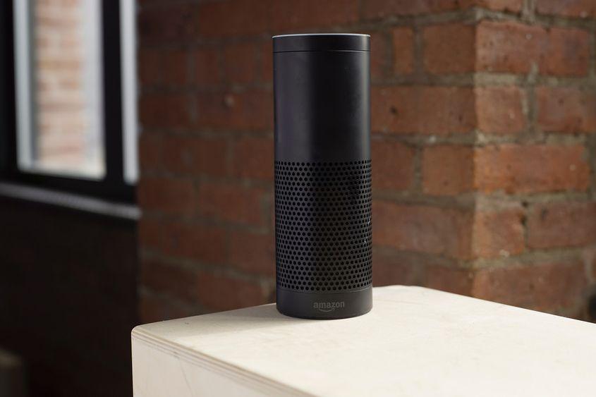 „Asistentul domestic” Amazon Echo.