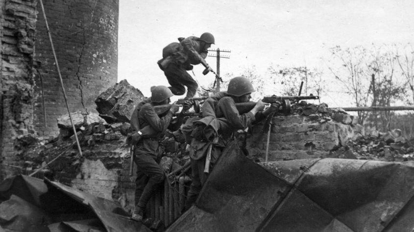 Soldații Armatei Roșii pe frontul de la Stalingrad. Foto: RIA Novosti archive