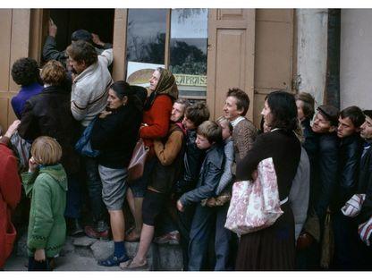 Bruno Barbey: "Nu cred că fotografiile cu cadavre ajută la scrierea istoriei"