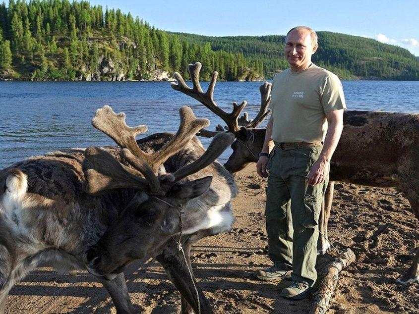 Vladimir Putin este prezentat de propaganda rusă ca apărătorul valorilor creștine și salvatorul lumii. Sursa foto: Wikipedia