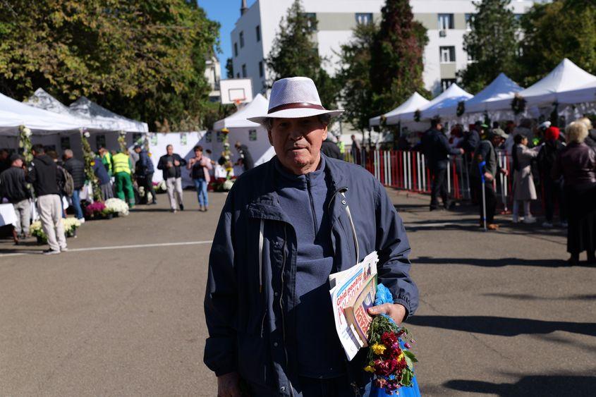 C.N.Creangă, un pelerin activ pe rețelele sociale. foto: Dana Coțoveanu / Facebook