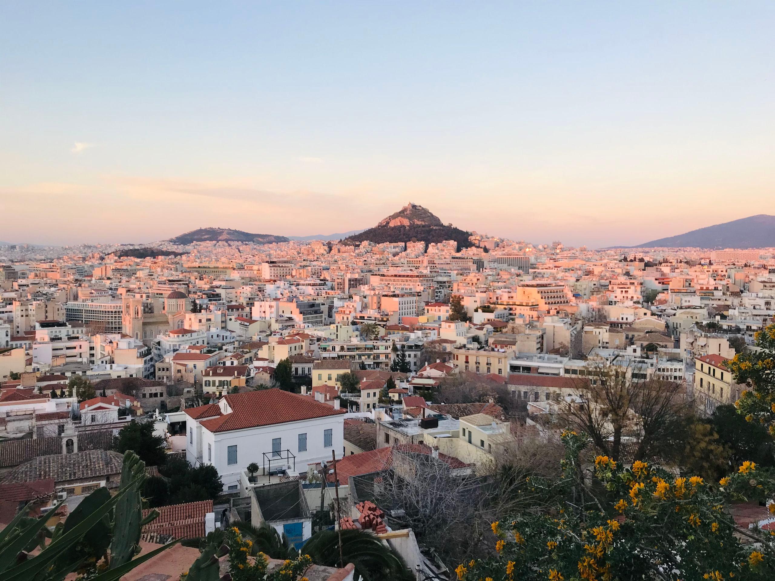 Atena are peste 12.000 de airbnb-uri. De șase ori mai multe decât în 2015. Foto: Ioana Epure