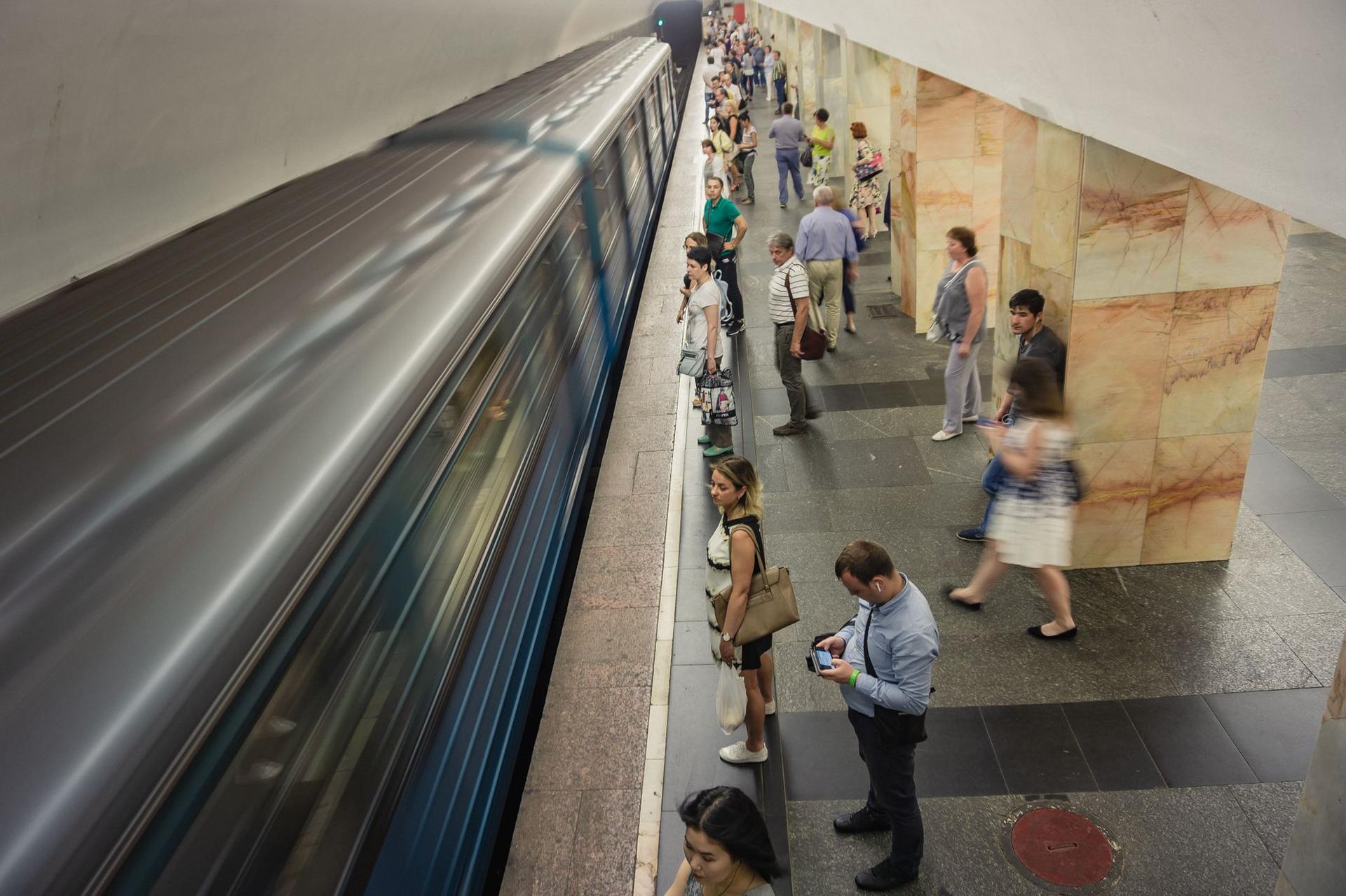 Metroul din Moscova în vremuri pre-pandemice. Foto: Ioana Epure