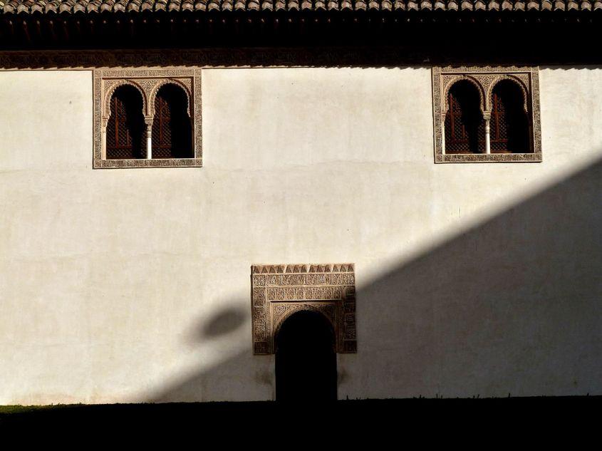 Umbră în La Alhambra, Granada, Spania, 2013