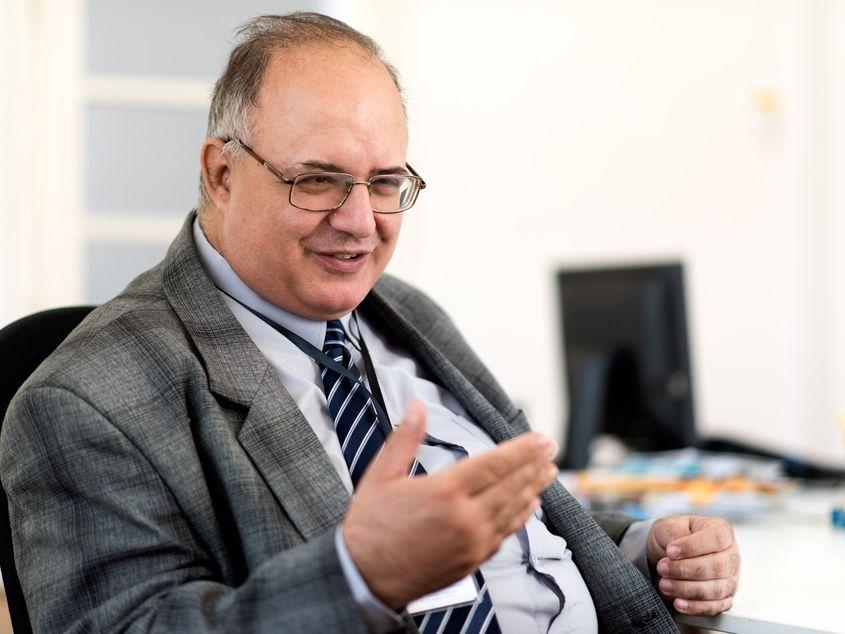 Chiar dacă este expert în erorile economice comise de România, Murgescu rămâne optimist. Foto: Raul Ștef