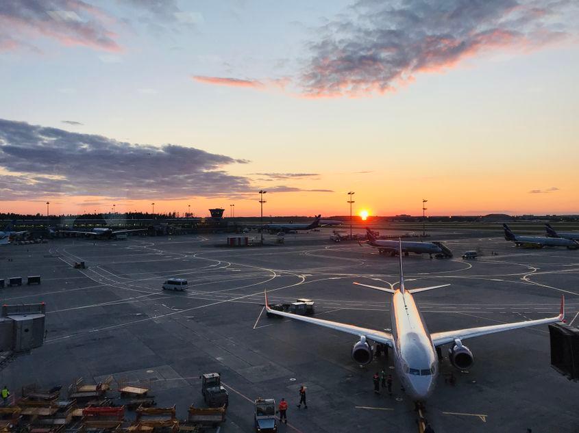 În 2021, patru aeroporturi din Europa au fost selectate într-un proiect pilot privind alternativa numită „aviație verde”. Fotografie generică: Ioana Epure