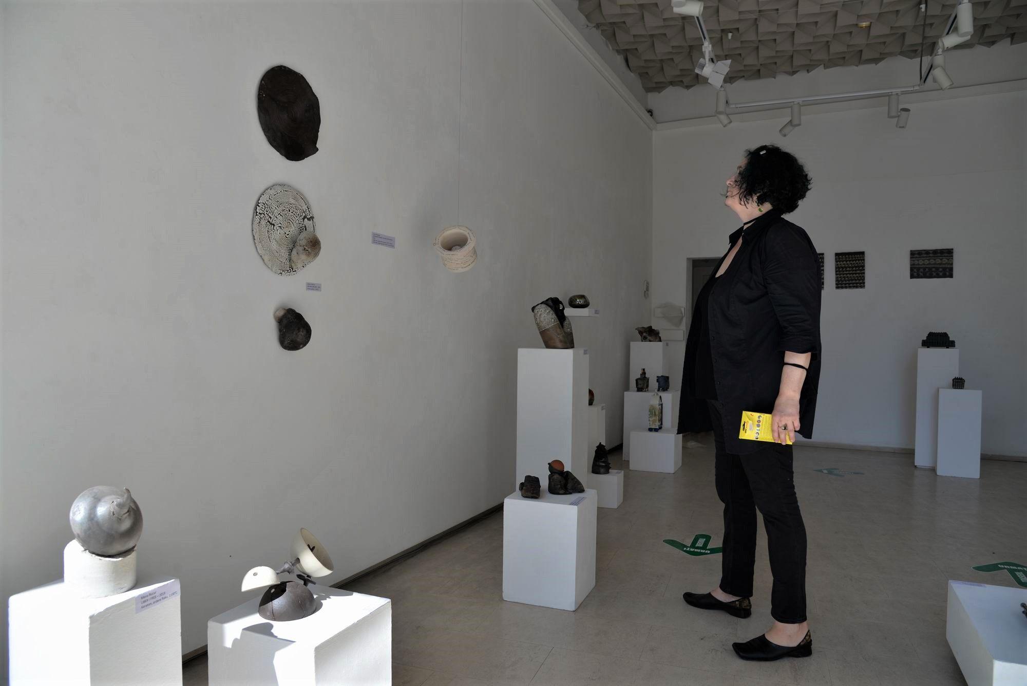 TOGETHER - expoziția de ceramică la galeria Galateea. Foto Lucian Muntean