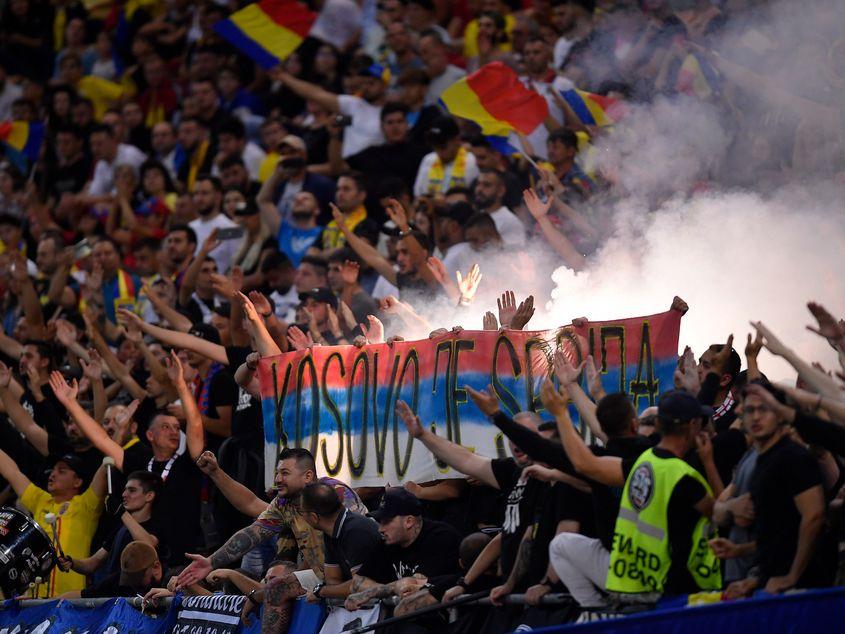 The group of hooligans who started the scandal at the football match between Romania and Kosovo in the European Championship 2024 preliminaries. Photo: Inquam Photos / Alex Nicodim