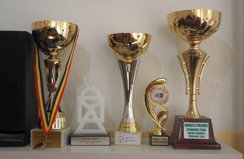 Trofee obținute de elevii clubului Fizitec.