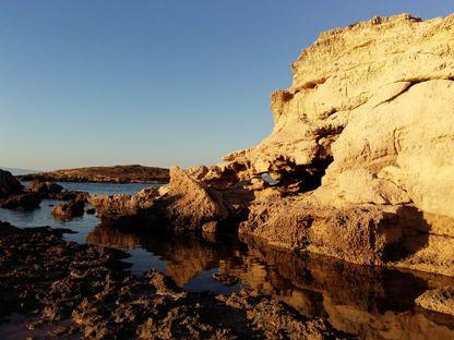 Sardinia, spectacolul întâlnirii muntelui cu marea