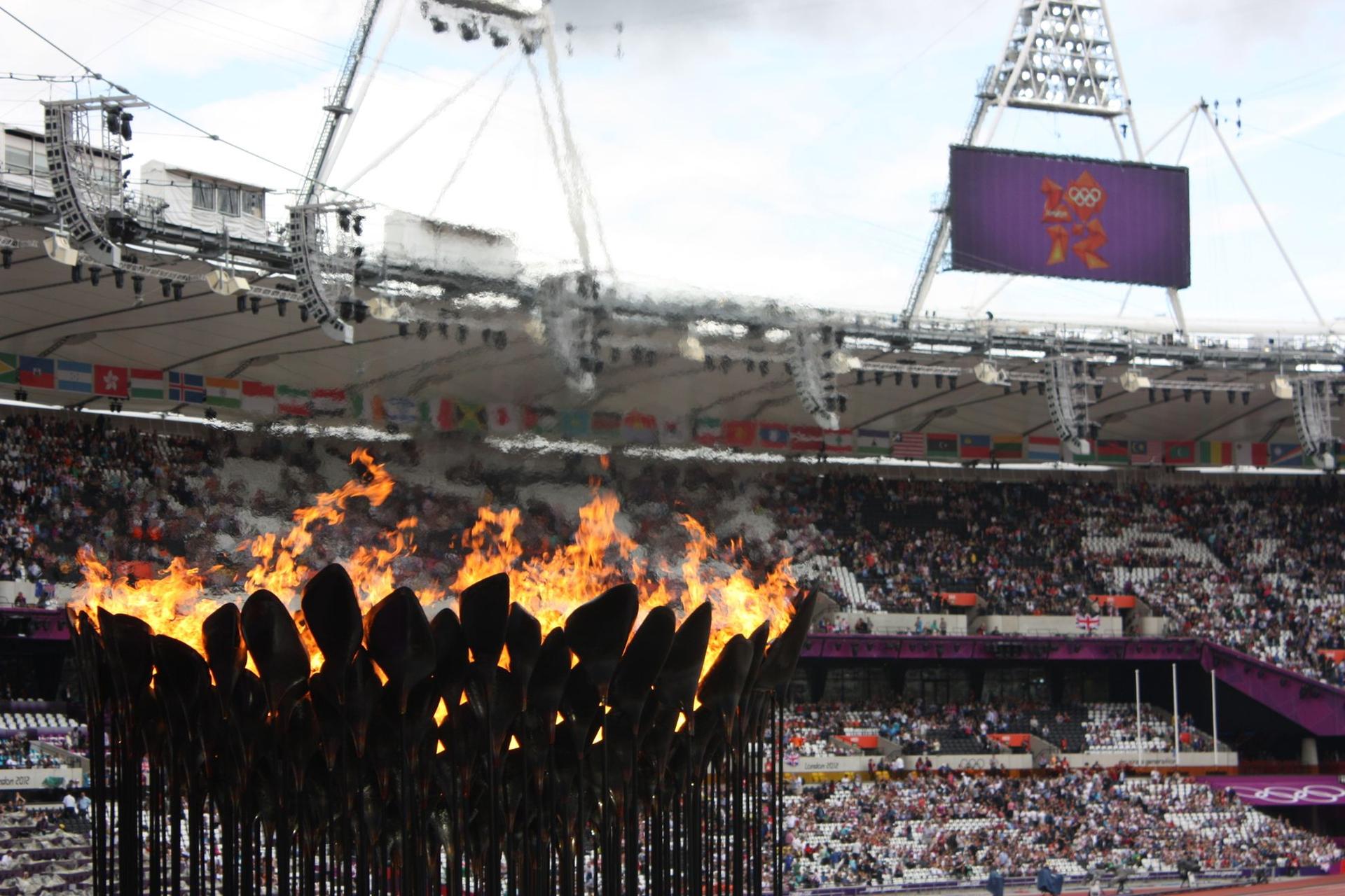 Flacăra olimpică a Olimpiadei de la Londra, 2012 © Kristianhunt | Dreamstime.com