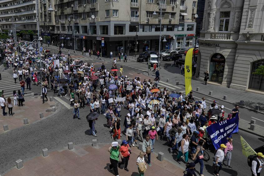 Protest organizat de mai multe sindicate din domeniul educației, în București, 25 mai 2023. Inquam Photos / Octav Ganea
