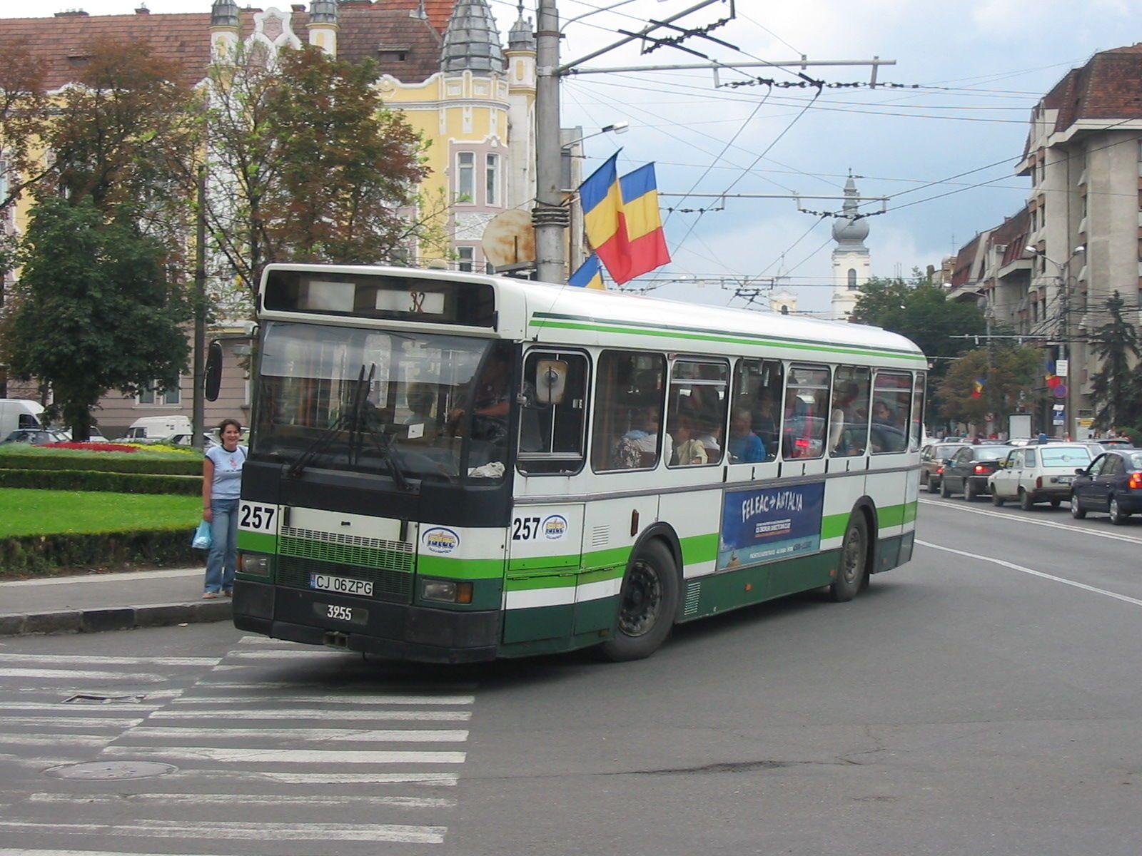 Autobuzele Saviem au fost primele second-handuri care au ajuns în Cluj-Napoca și s-au folosit mai bine de un deceniu. Foto: pagina de Facebook Muzeul de Transport Public Cluj-Napoca