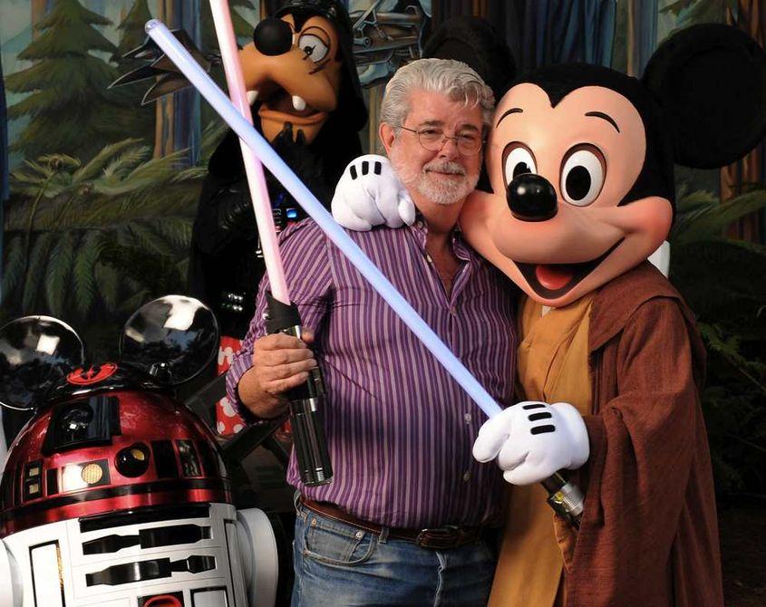 George Lucas, într-o imagine promoțională de după tranzacția cu Disney.