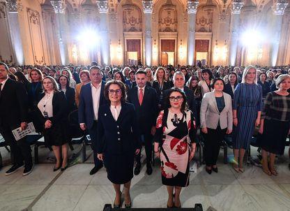 Cui îi e frică de femeile primar? România, codașă la capitolul egalității de gen. Ce spun candidatele 