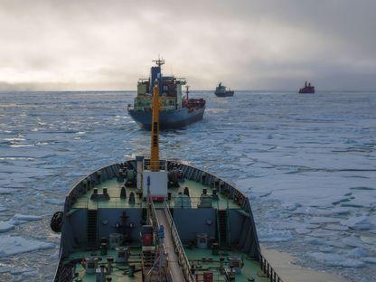 Vulnerabilitățile comerțului mondial maritim de mărfuri: cum va schimba Ruta Arctică transportul global