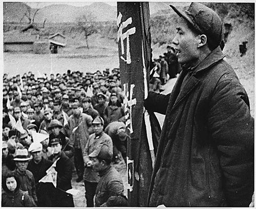 Mao Zedong în tinereţe.