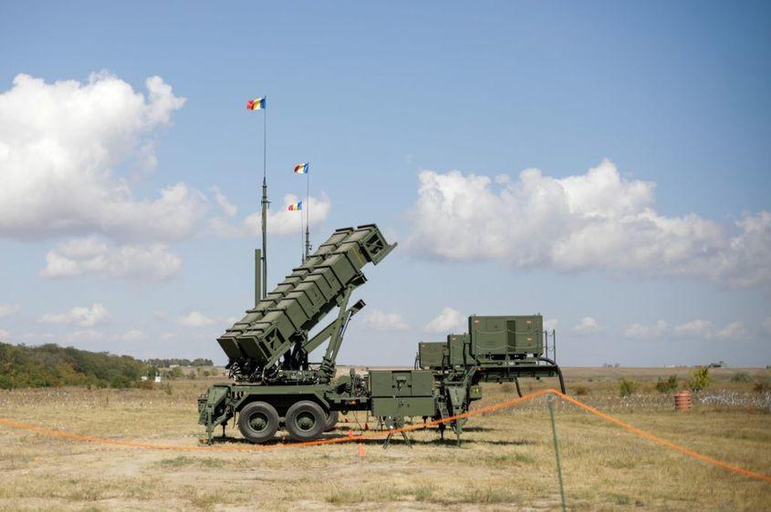 Rachetele Patriot asigură apărarea împotriva atacurilor aeriene cu rachete sau avioane. Foto: Cateyeperspective, <a target="_blank" href="https://www.dreamstime.com/capu-midia-romania-september-patriot-surface-to-air-missile-system-romanian-army-national-training-center-image196627595" target="_blank" rel="noreferrer noopener">Dreamstime.com</a>