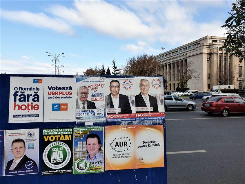 Afișe în campania electorală parlamentară 2020. Foto Lucian Muntean