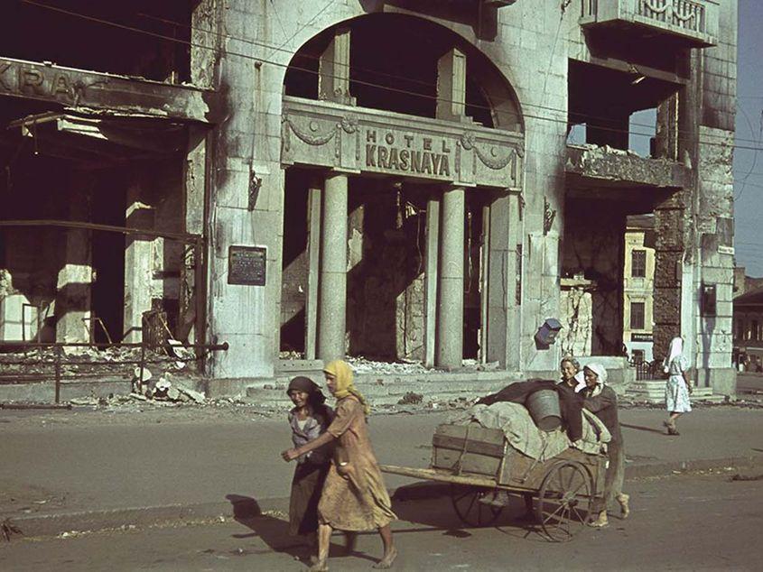 Harkiv în timpul ocupației germane, 1941. Foto: Johannes Hähle, rarehistoricalphotos.com
