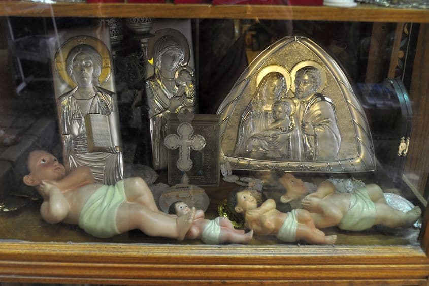 Prunci Iisus de diferite dimensiuni, pentru orice fel de bagaj.