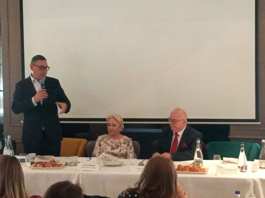 Viorica Dăncilă și Victor Ponta invitați la lansarea cărții lui Ion Duvac, cercetat penal pentru fapte de natură sexuală/ Sursă: Facebook
