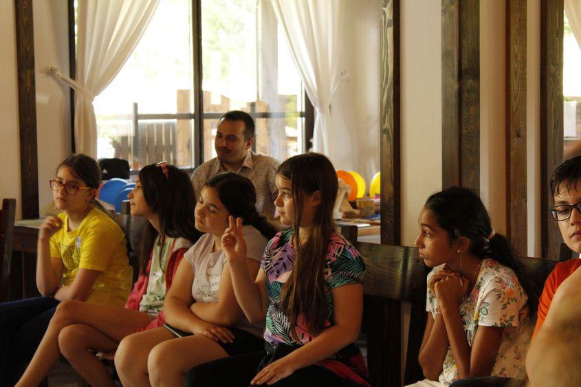 Participanți la tabără