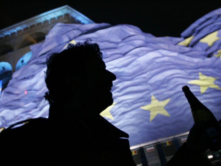 Un singur stat membru, oricare ar fi el, poate bloca orice dosar major european printr-un simplu „Nu” Uneori decizia e de fapt motivată de interese politice interne. Foto: Lucian Muntean