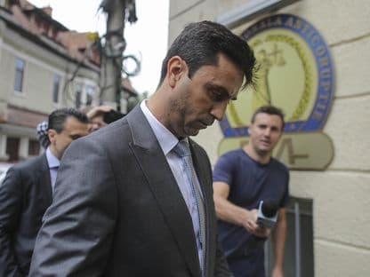 Chestorul Ioniță, șeful Direcției Anticorupție din MAI, a plagiat toată teza de doctorat