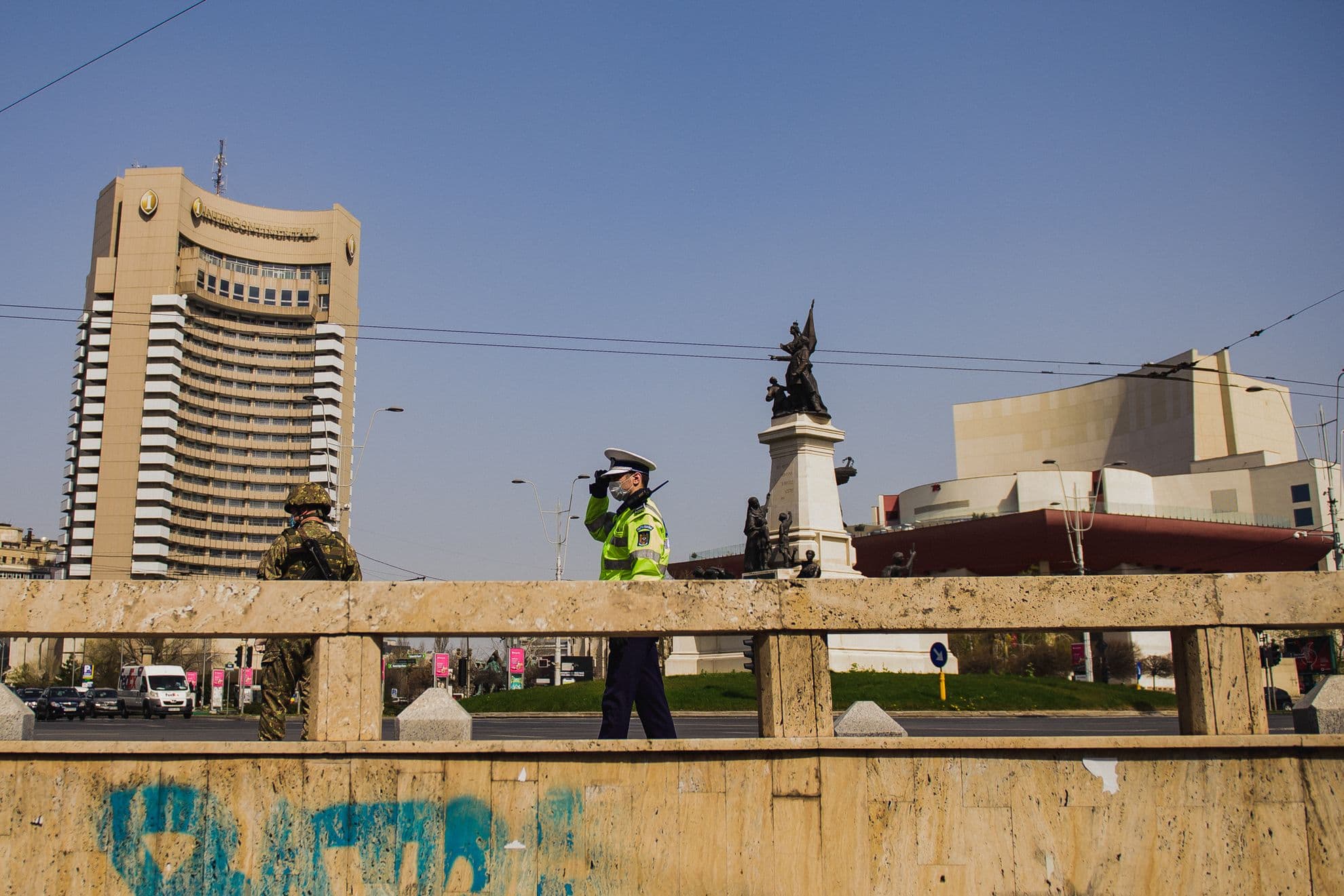 Intercontinentalul nu a arătat niciodată atât de straniu. Foto: Ioana Epure
