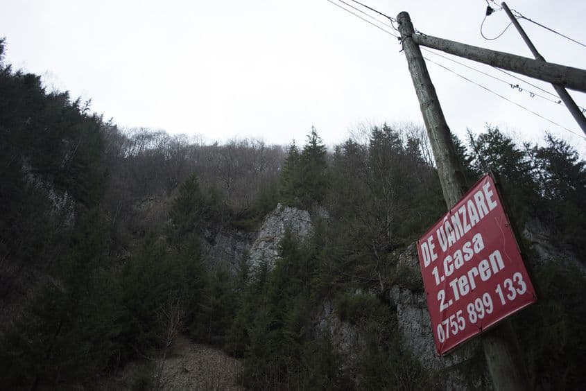 În zona Rucăr – Piatra Craiului e o hemoragie de terenuri care se vând. Foto: Raul Ștef