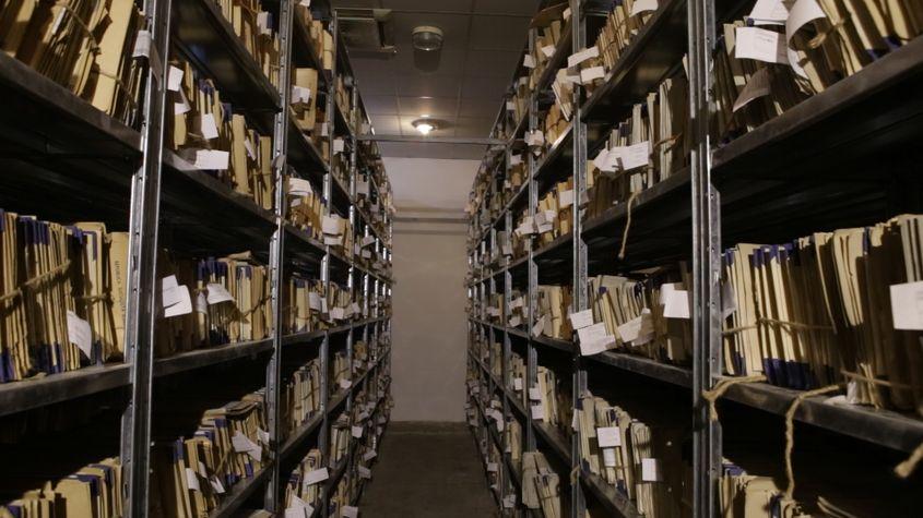 În interiorul arhivelor CNSAS. Foto: Octavian Coman / PressOne