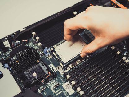 Cum ajută laptopurile, PC-urile și serverele refurbished economia circulară - exemplul Server Config (p)